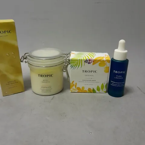 APPROXIMATELY 15 ASSORTED TROPIC BATH AND BODY PRODUCTS TO INCLUDE BAMBOO FACE CLOTHS, BODY POLISH AND FACE SERUM