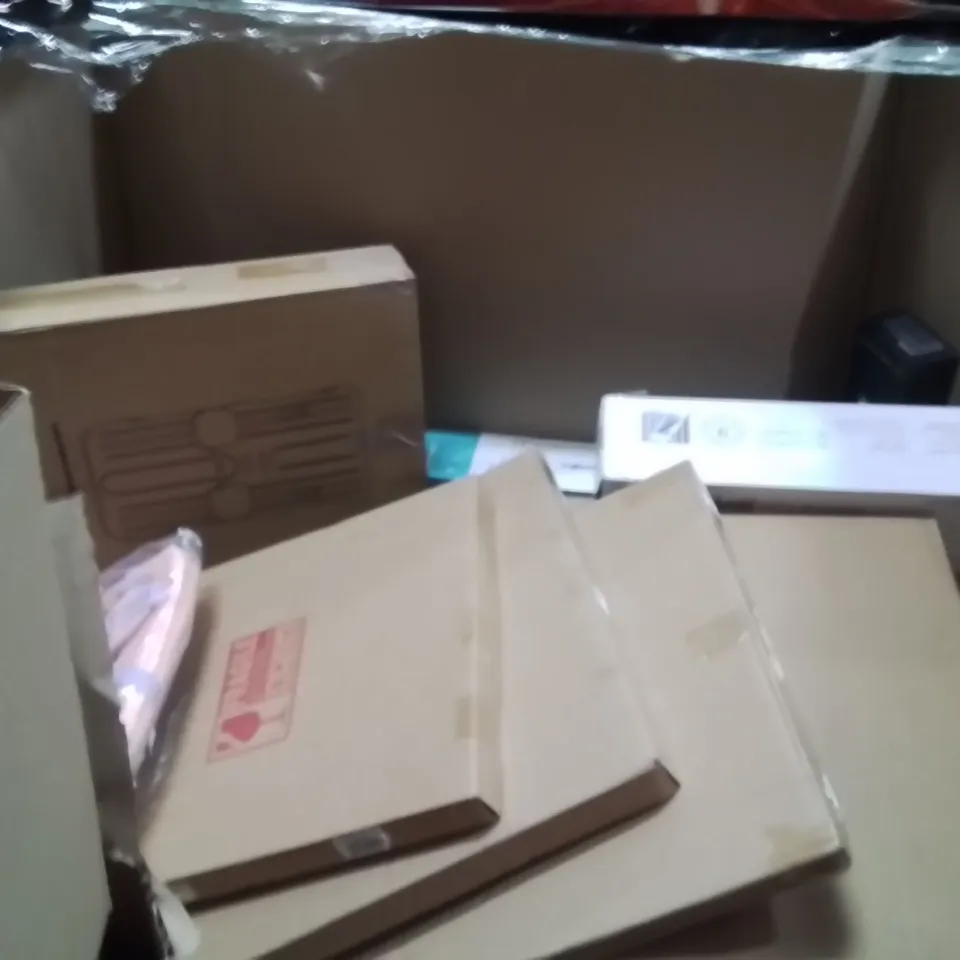 PALLET OF ASSORTED HOUSEHOLD GOODS AND PRODUCTS TO INCLUDE;AIR COOLER,ICE MAKER,RADIATOR COOLER 