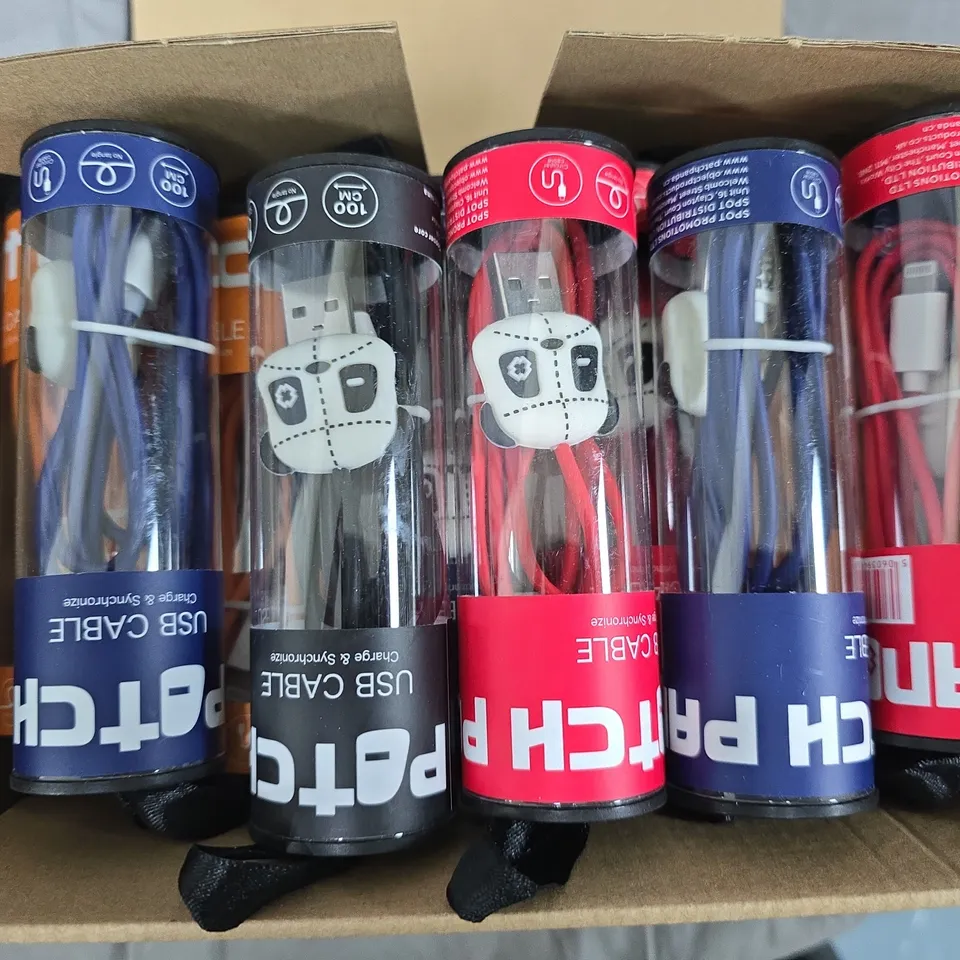 APPROXIMATELY 20 ASSORTED PATCH USB LIGHTNING CONNECTORS CABLES TO INCLUDE ORANGE, NAVY, RED & BLACK VARIATIONS 