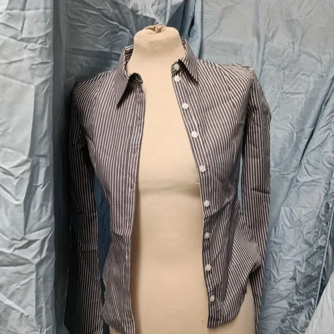 BERSHKA STRIPED BUTTON-DOWN SHIRT, UK 6 (EU XS, US XS, MX 24)