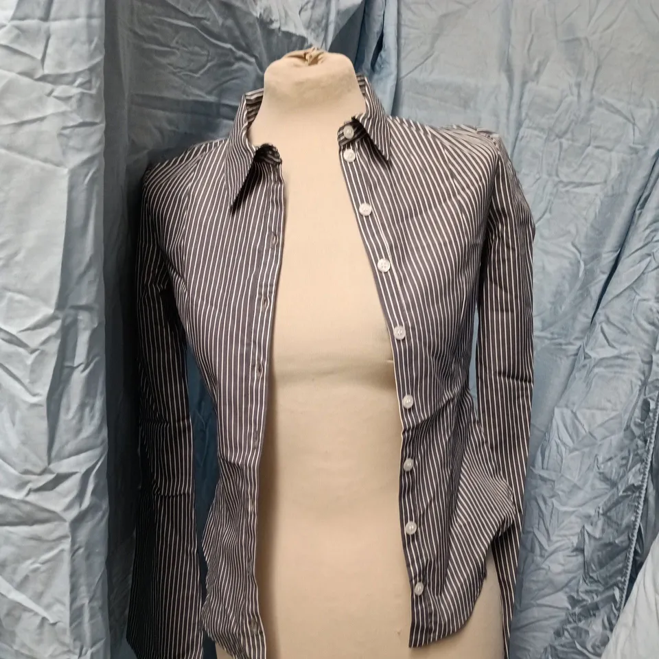 BERSHKA STRIPED BUTTON-DOWN SHIRT, UK 6 (EU XS, US XS, MX 24)