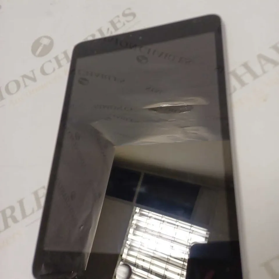 APPLE BLACK IPAD MINI DMPLVB9QFP84