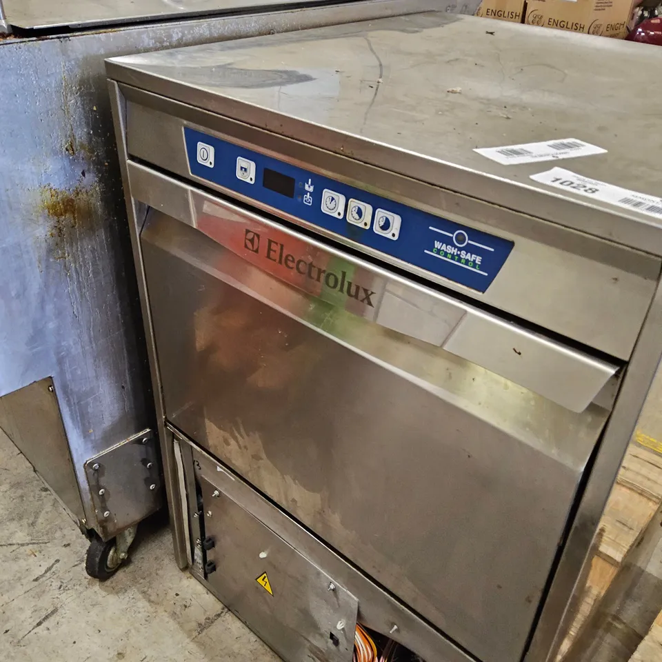 ELECTROLUX CABINET DISHWASHER