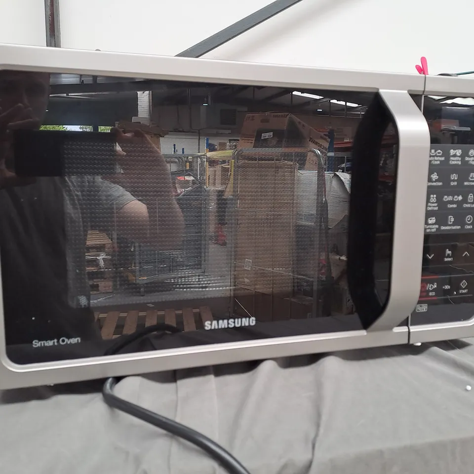 BOXED SAMSUNG MC28H5013ASEU FREESTANDING SMART OVEN RRP £244.99