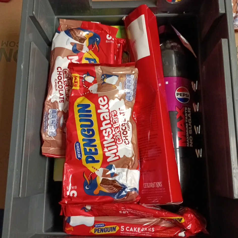 APPROXIMATELY 12 ASSORTED FOOD AND DRINKS ITEMS TO INCLUDE - PEPSI MAX, PENGUIN MILKSHAKE CAKE BARS, GRIND DARK BLEND GROUND COFFEE ETC 