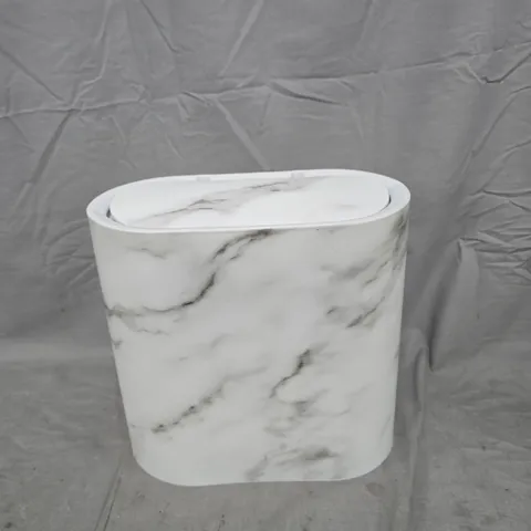 APPROXIMATELY 10 MIXED ITEMS INCLUDING:MARBLE LOOK BIN, CARPET ROLL AND PACK OF DOORMATS