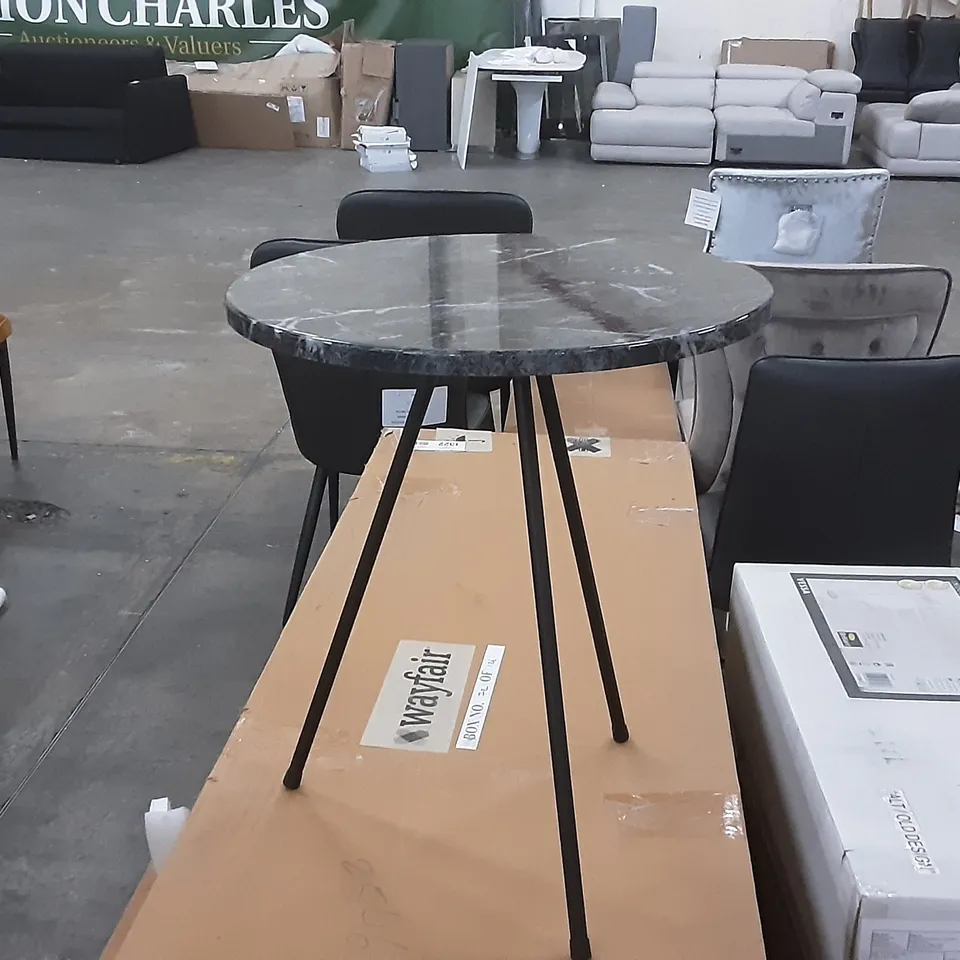 SIDE TABLE , MARBLE EFFECT