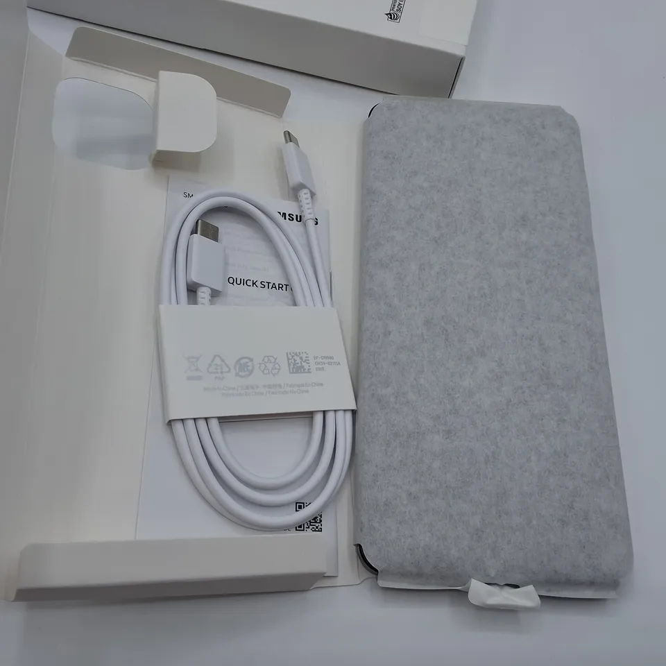 BOXED SAMSUNG GALAXY A07 4/64GB IN BLACK - SM-A075F