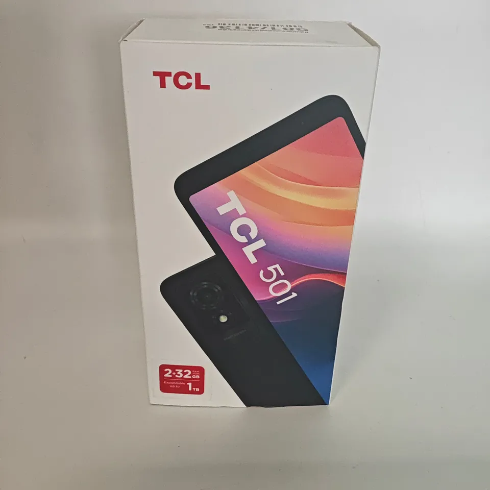 BOXED TCL 501 2/32GB IN BLACK - T433D