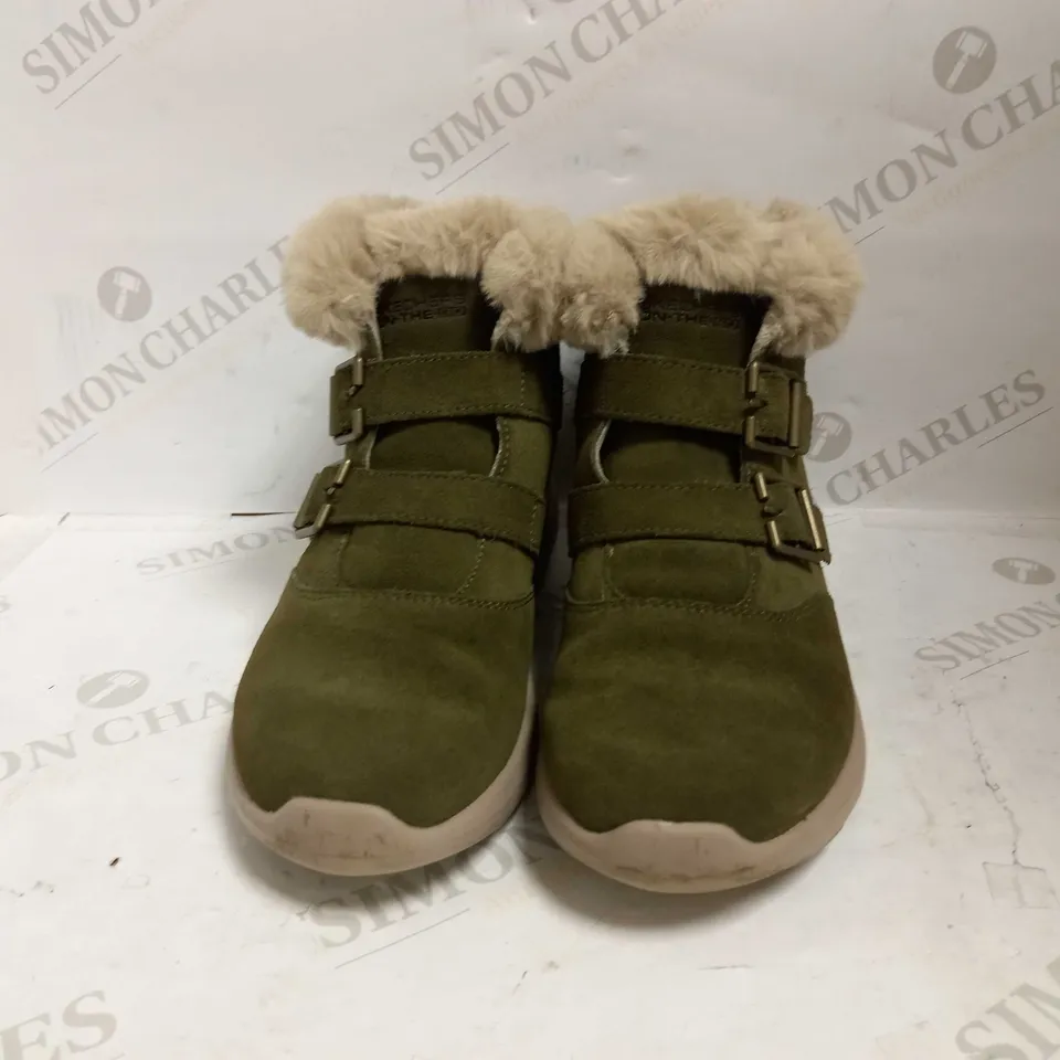 SKECHERS WINTER ON THE GO FAUX FUR TRIM OLIVE BOOTS - UK SIZE 5