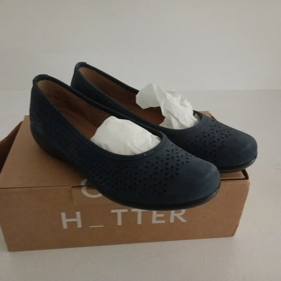 HOTTER LIVVY II EXTRA WIDE AQUATIC BLUE SIZE 7 BOXED