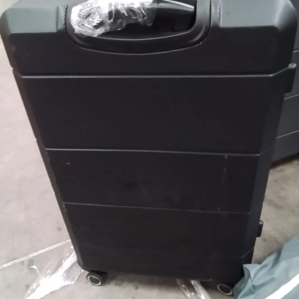 LUGG 3PCS SET SUITCASE LOCKABLE SYSTEM BLACK SUITCASES