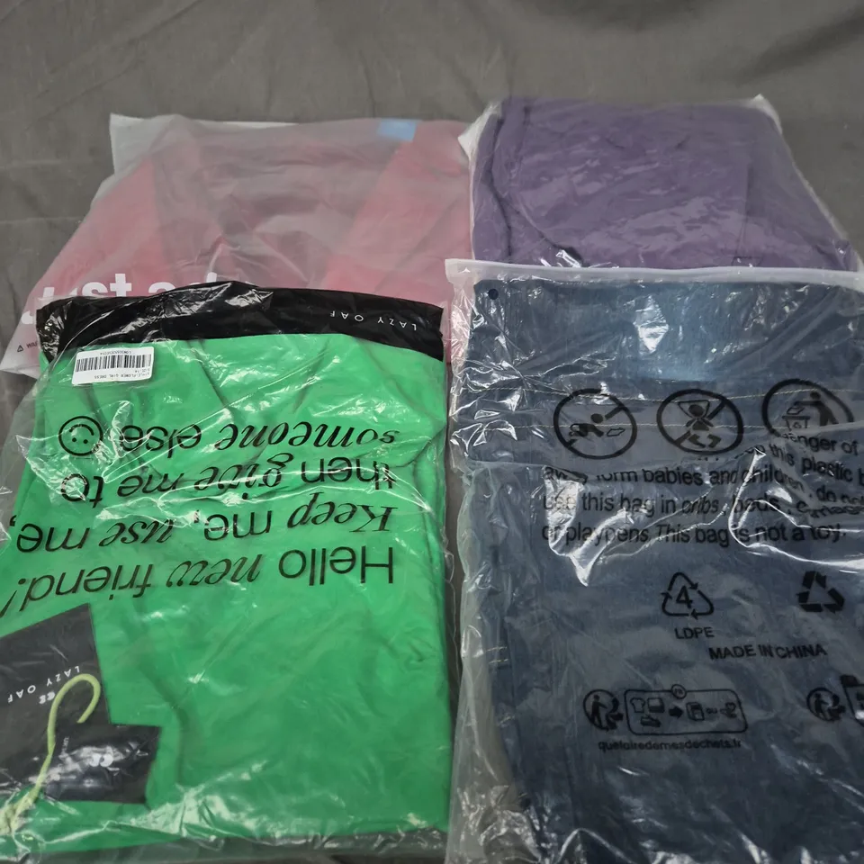 APPROXIMATELY 25 ASSORTED CLOTHING AND FASHION PRODUCTS IN VARIOUS STYLES AND SIZES - COLLECTION ONLY