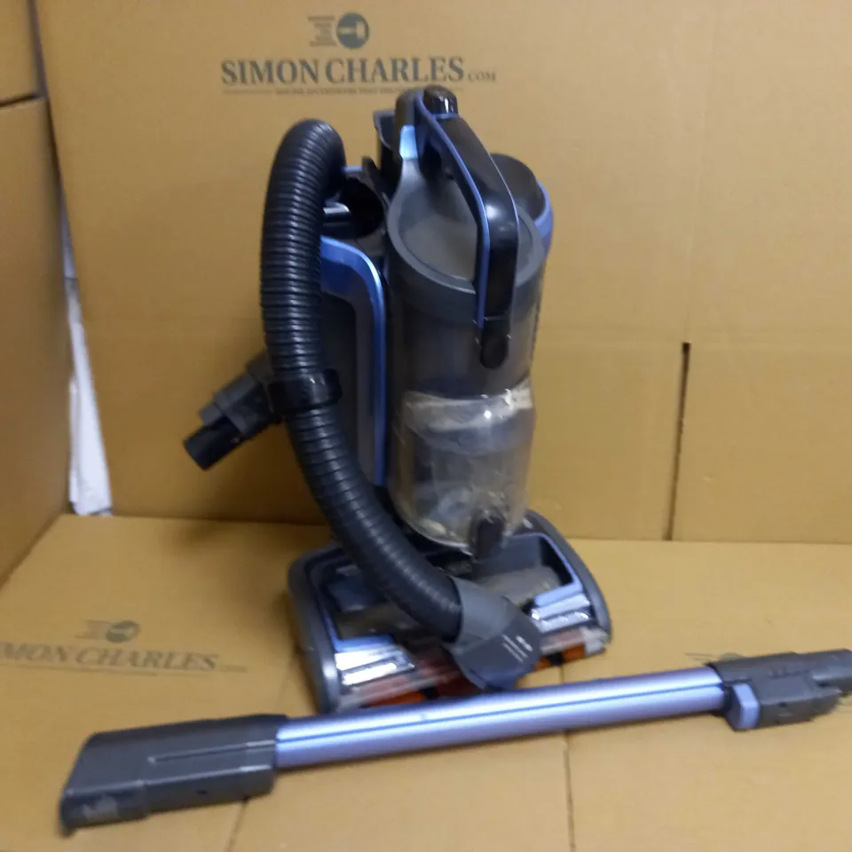 SHARK CORDLESS UPRIGHT VACUUM CLEANER 