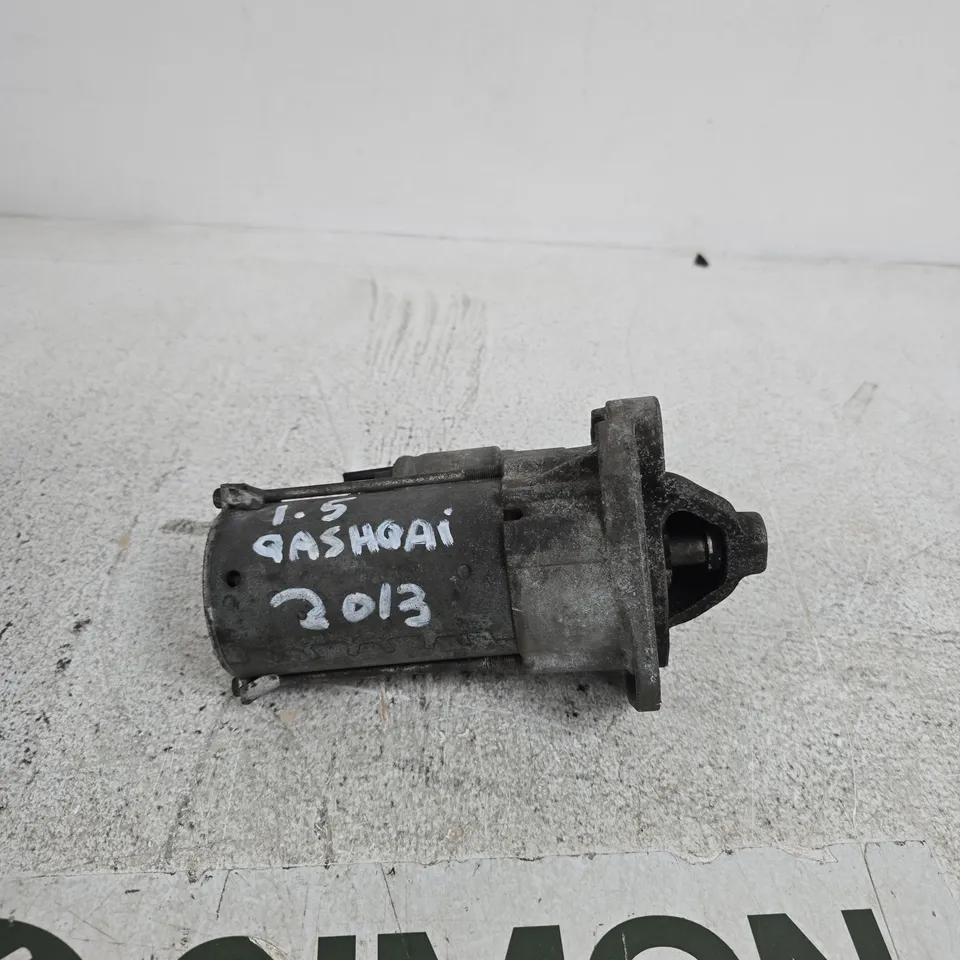 RENAULT STARTER MOTOR BY VALEO – USED