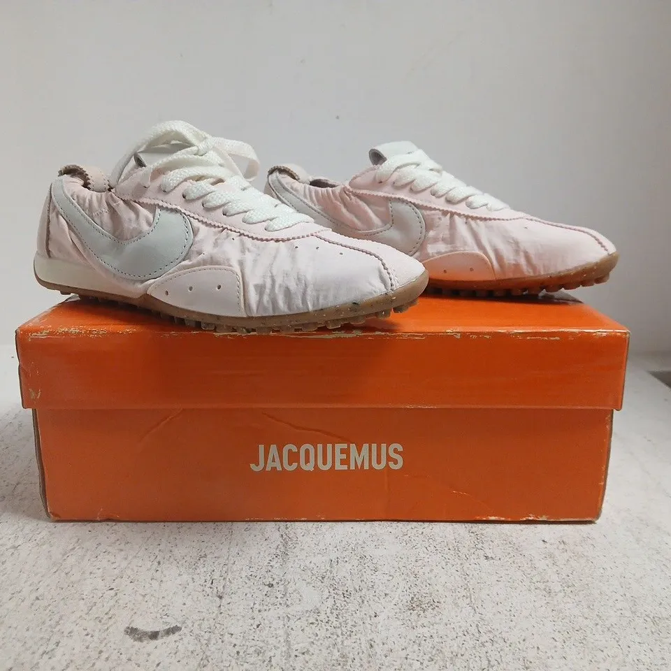 BOXED PAIR OF NIKE JACQUEMUS MOON SHOES IN PINK/WHITE SIZE UK 6.5