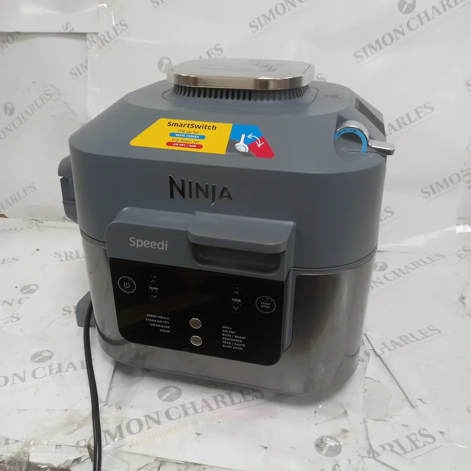 BOXED NINJA SPEEDI 10-IN-1 5.7L RAPID-COOKER & AIR FRYER ON400UK