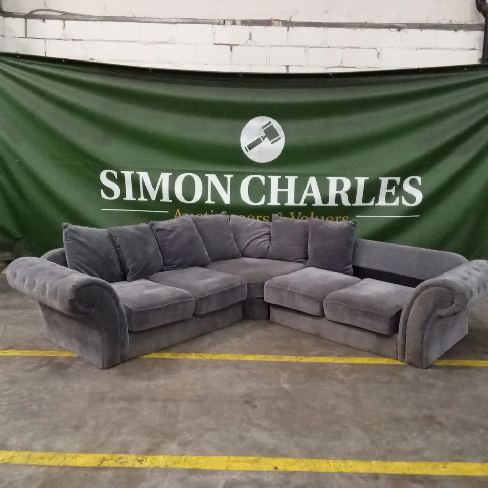 WINDSOR FABRIC SCATTER BACK CORNER GROUP SOFA - GREY RRP £1899