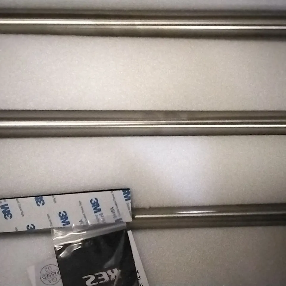 FREE STANDING TOWEL RACK