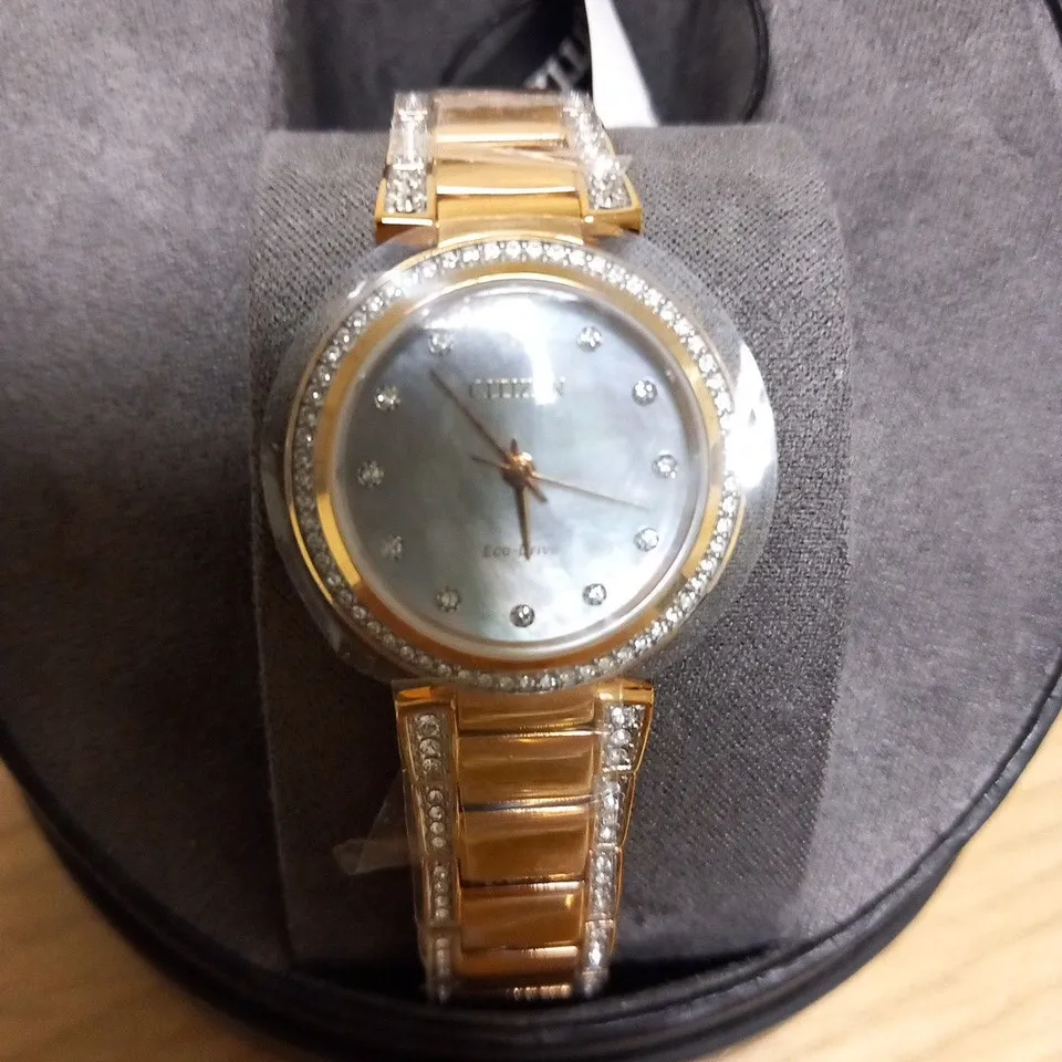 BOXED CITIZEN ECO DRIVE WRIST WATCH