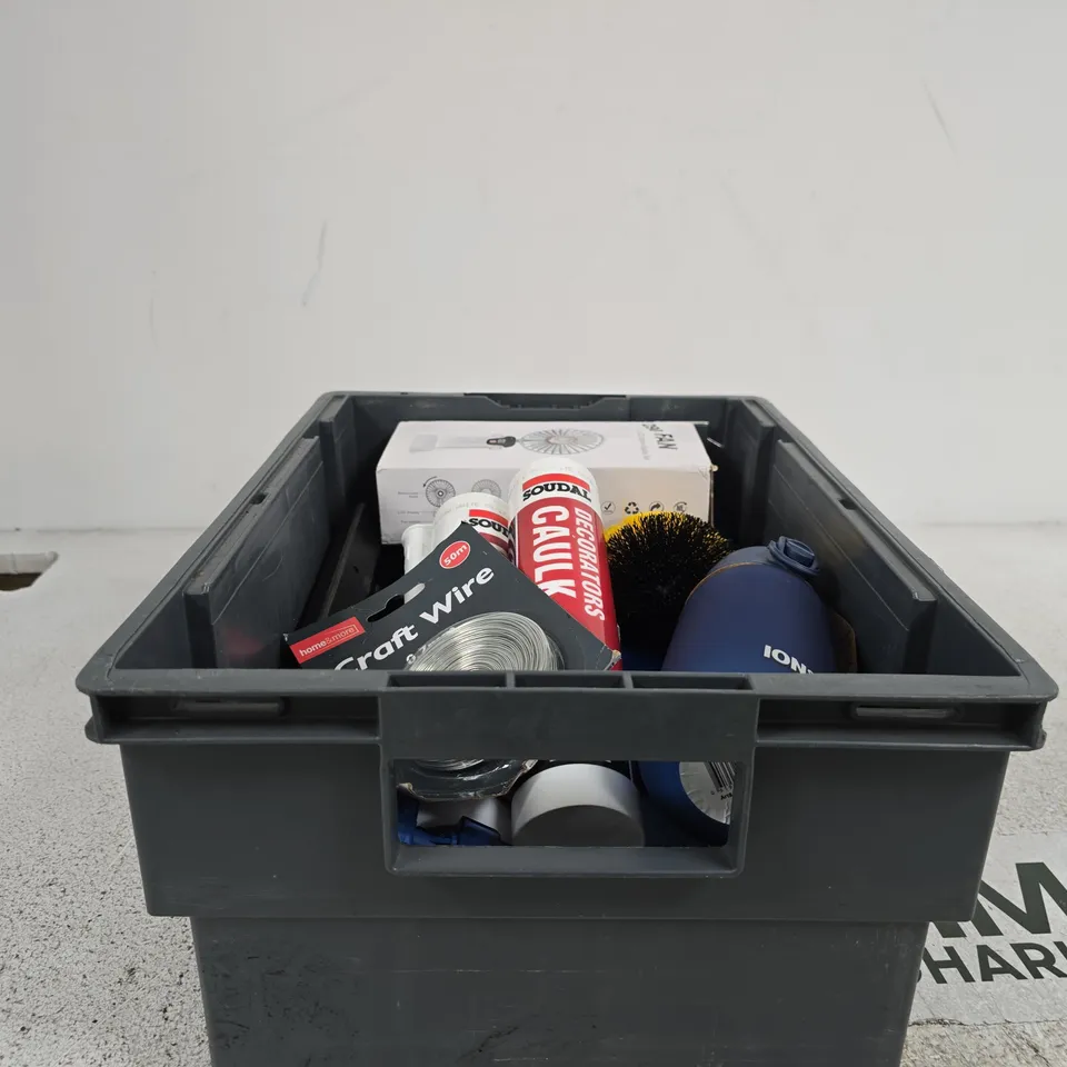 TOTE OF APPROXIMATELY 20 ASSORTED HOUSEHOLD ITEMS TO INCLUDE SOUDAL CAULK, DIGITAL DISPLAY FAN, ION8 WATER BOTTLE ETC
