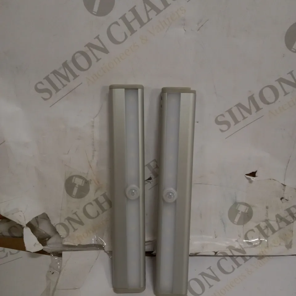 SFIXX BRUSHED ALUMINIUM PIR MOTION SENSOR LIGHTS