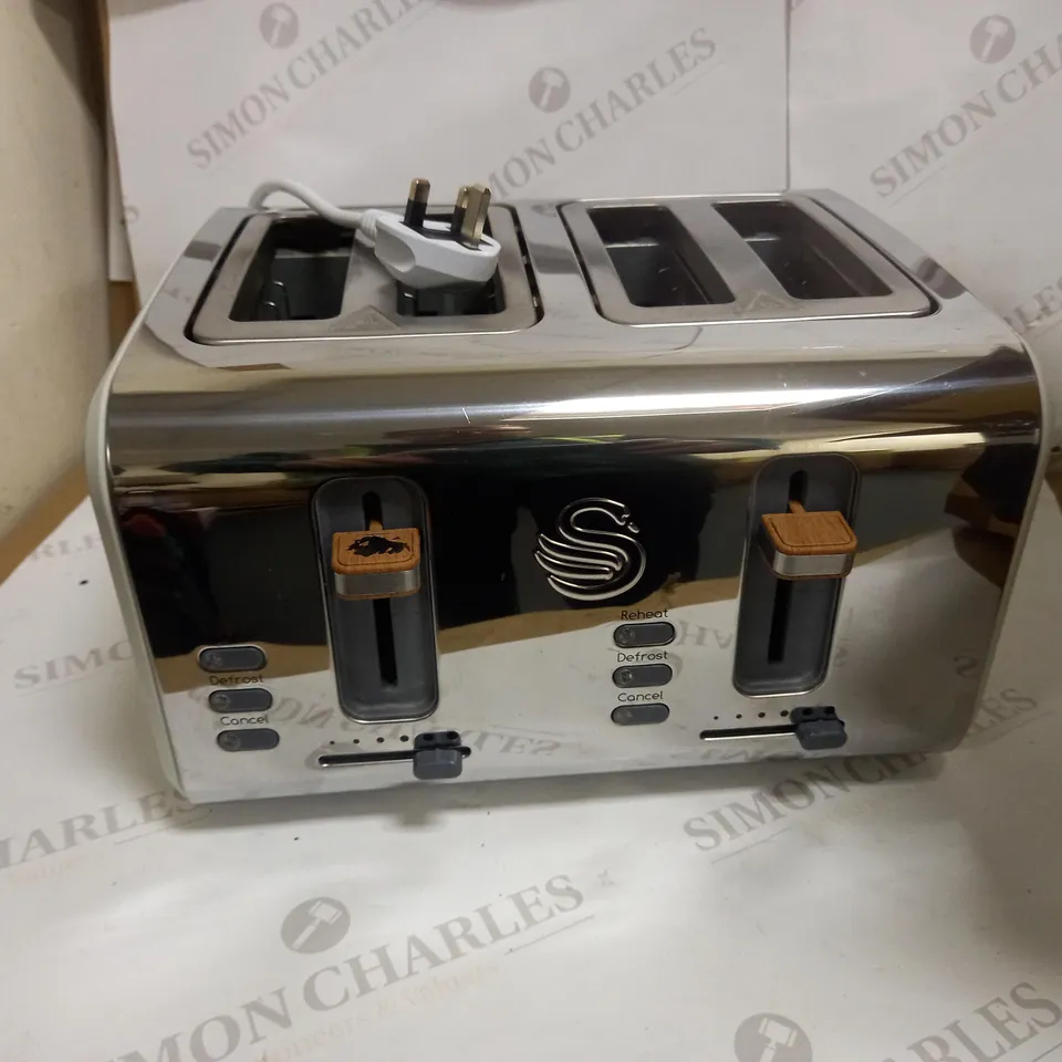 SWAN ST14620WHTN 4 SLICE NORDIC TOASTER