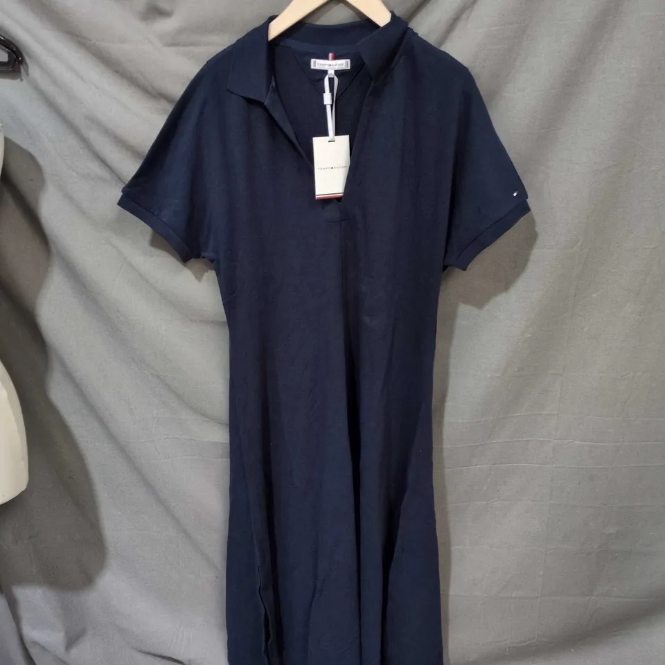 TOMMY HILFIGER NAVY SHORT-SLEEVE SHIRT DRESS – SIZE M