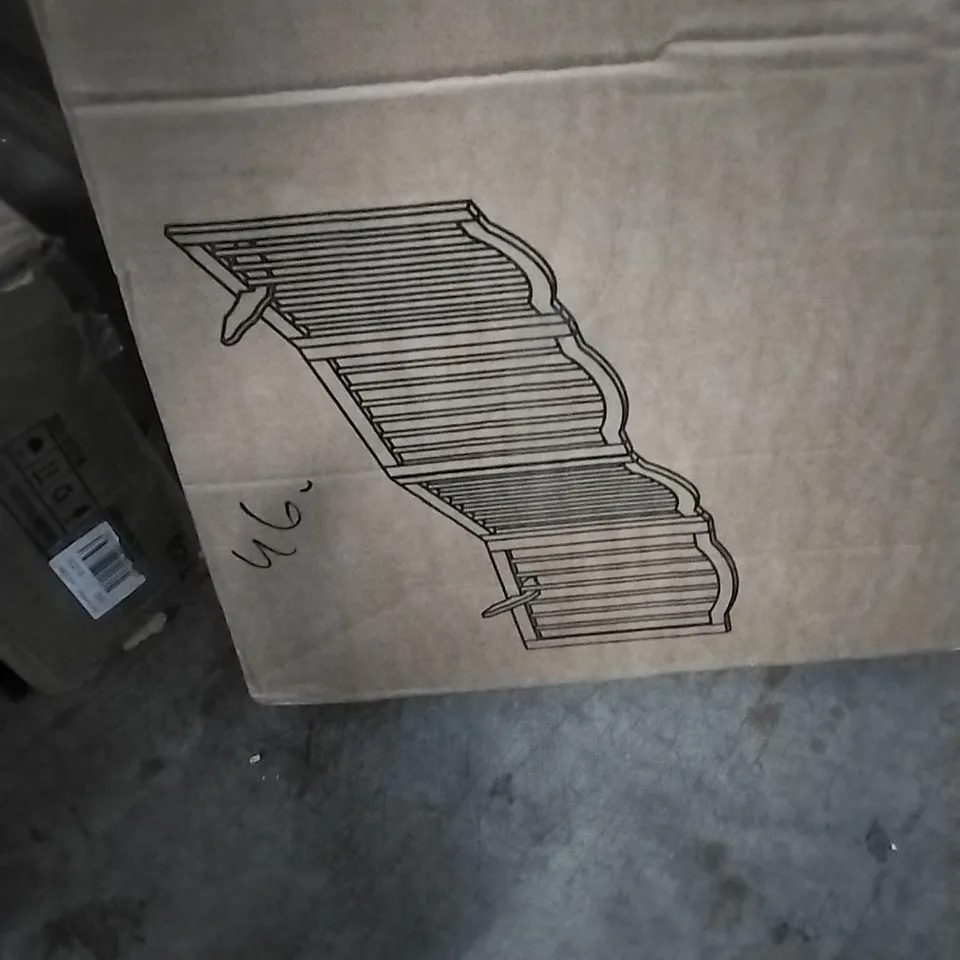 BOXED LIVING AND HOME 4 PANELS FREESTANDING FOLDABLE PET GATE