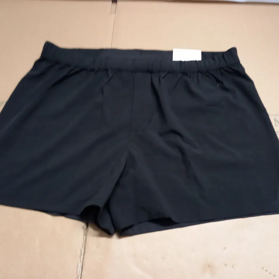 H&M RUNNING SHORTS BLACK SHIRTS - L