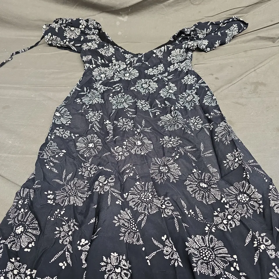 NOBODYS CHILD CALLIE MIDAXI DRESS - SIZE 6 