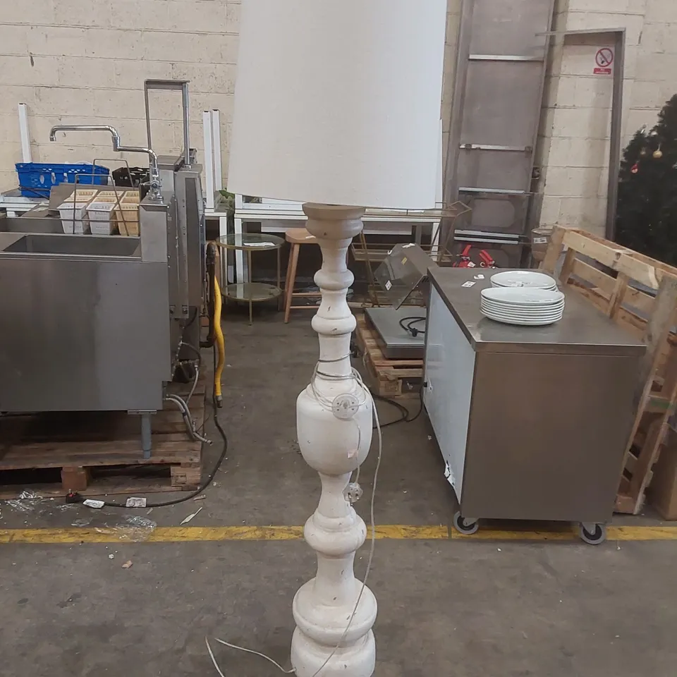 DESIGNER LARGE WOODEN FLOOR LAMP