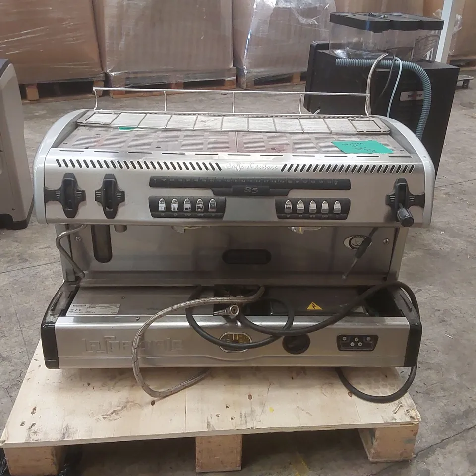 LA SPAZIALE S5 COMMERCIAL 2 GROUP COFFEE MACHINE