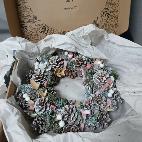 HANDMADE FLORAL WREATH IN BOX