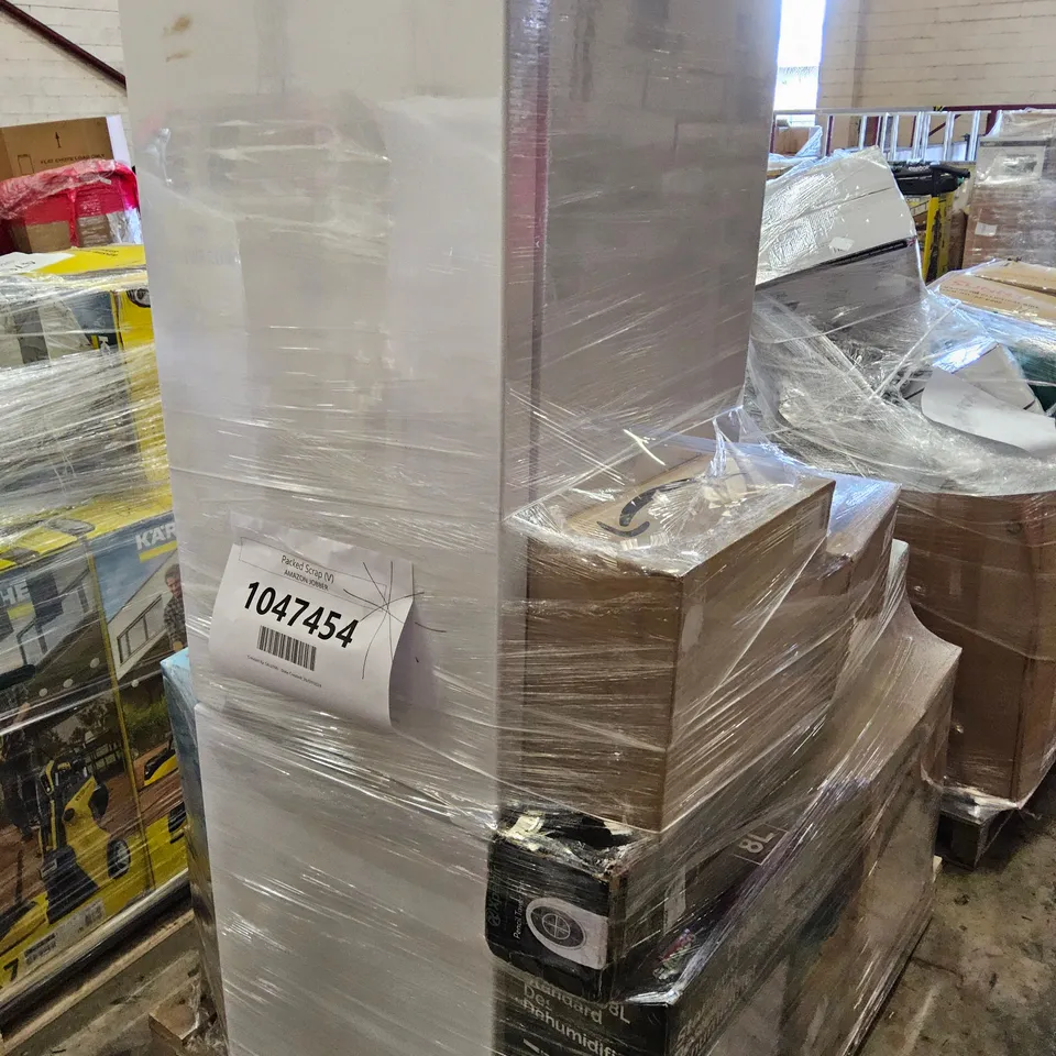 PALLET OF APPROXIMATELY 21 UNPROCESSED RAW RETURN HOUSEHOLD AND ELECTRICAL GOODS TO INCLUDE;