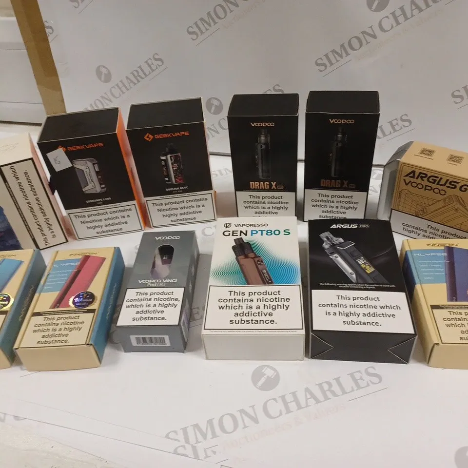 BOX OF APPROXIMATELY 30 ASSORTED E-CIGARETTES TO INCLUDE: SMOK, GEEKVAPE, ARGUS GTII MOD, VAPORESSO ETC