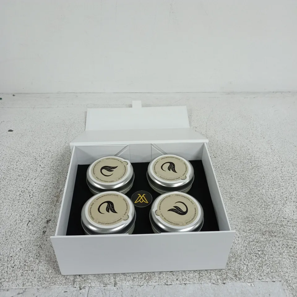 MOTH TRAP DIFFUSERS – SET OF 4 METAL TINS IN WHITE PRESENTATION BOX 