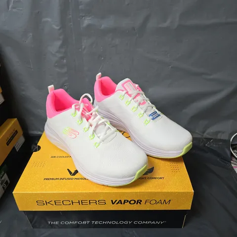 SKECHERS VAPOUR FOAM TRAINERS - WHITE - SIZE 7