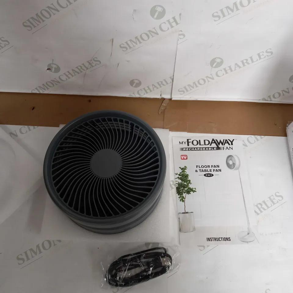 BELL & HOWELL RECHARGEABLE EXTENDABLE DESK & FLOOR FAN, GREY