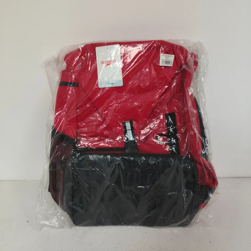 SPEEDO TRAIN RED GYM BAG – SEALED IN PACKAGING