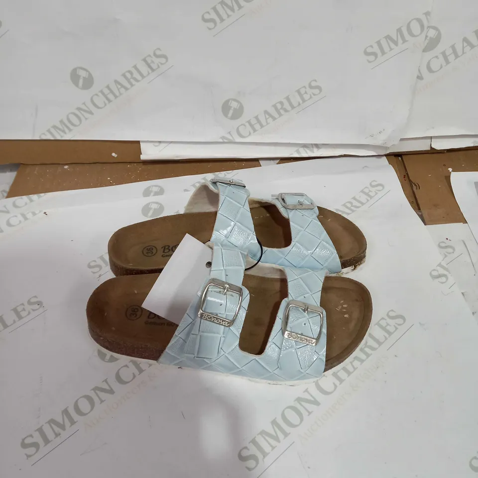 BONOVA WOVEN EFFECT DOUBLE STRAP FOOTBED SANDAL - SIZE EU 36