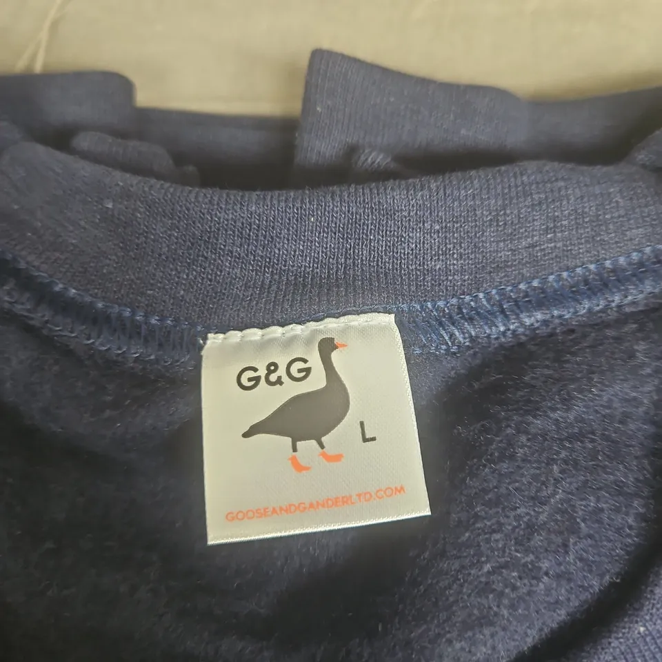 GOOSE & GANDER NAVY SWEATSHIRT – UK SIZE LARGE (L)