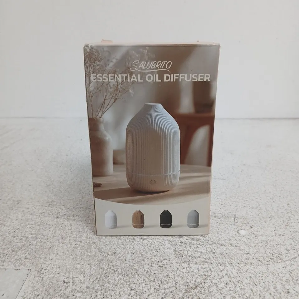SALUBRITO ESSENTIAL OIL DIFFUSER