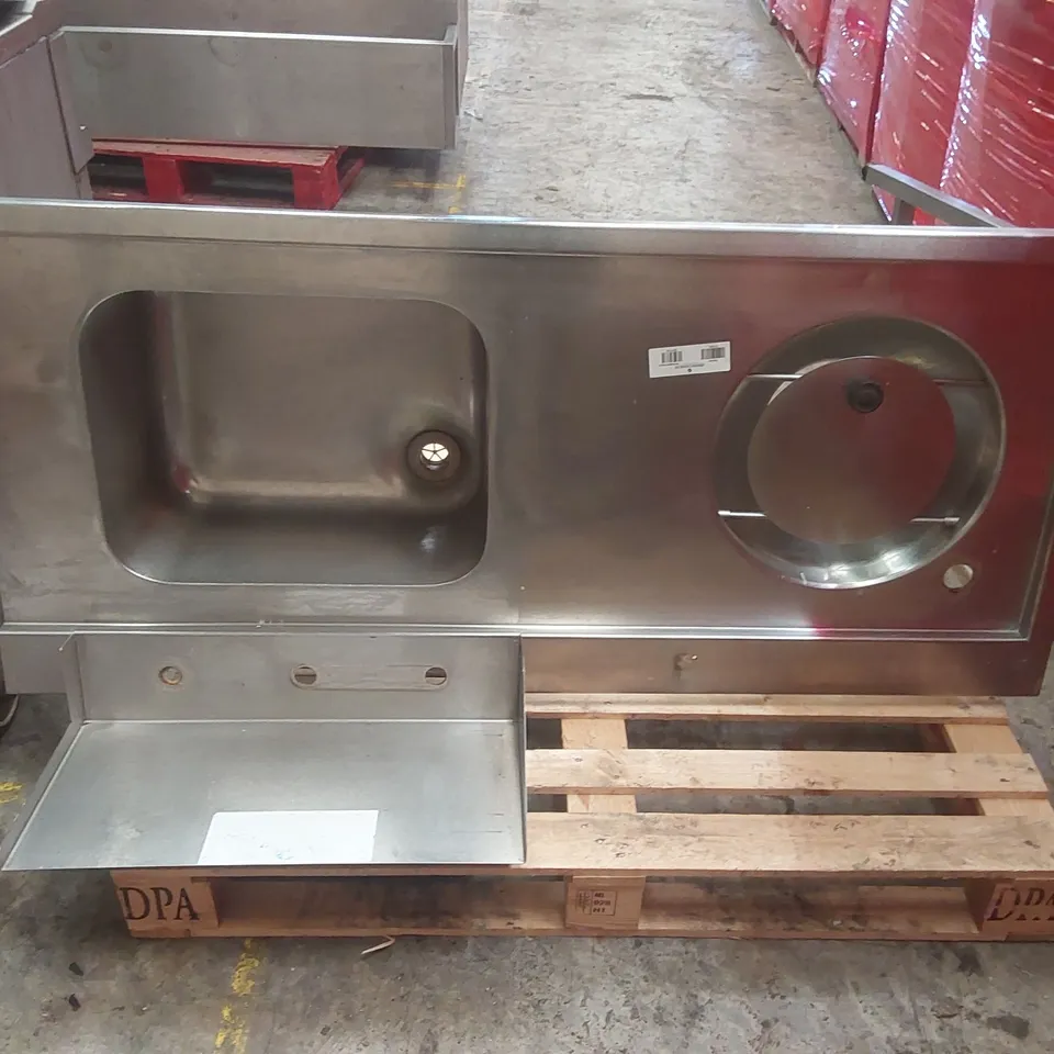 STAINLESS STEEL COMMERCIAL SINK