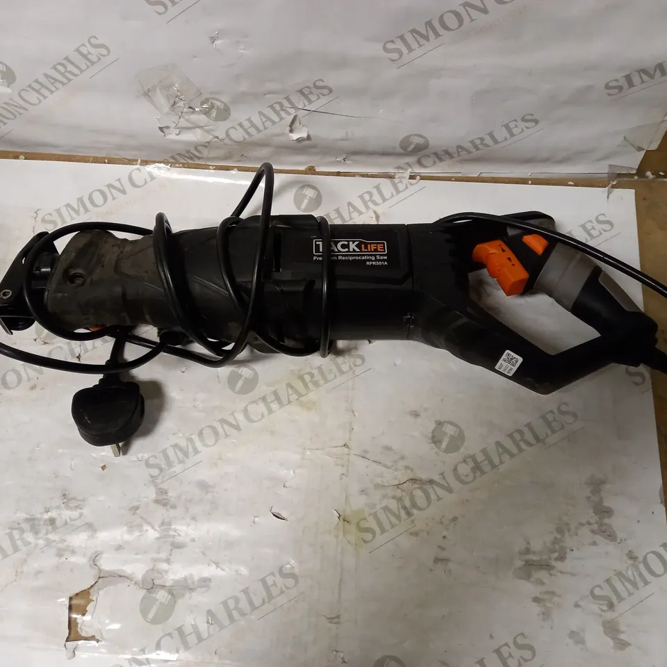 TACKLIFE RPRS01A UNIVERSAL RECIPROCATING SAW