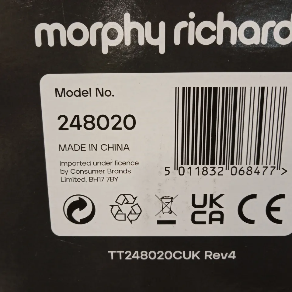 BOXED MORPHY RICHARDS ILLUMINATION 4 SLICE TOASTER - BLACK - 248020