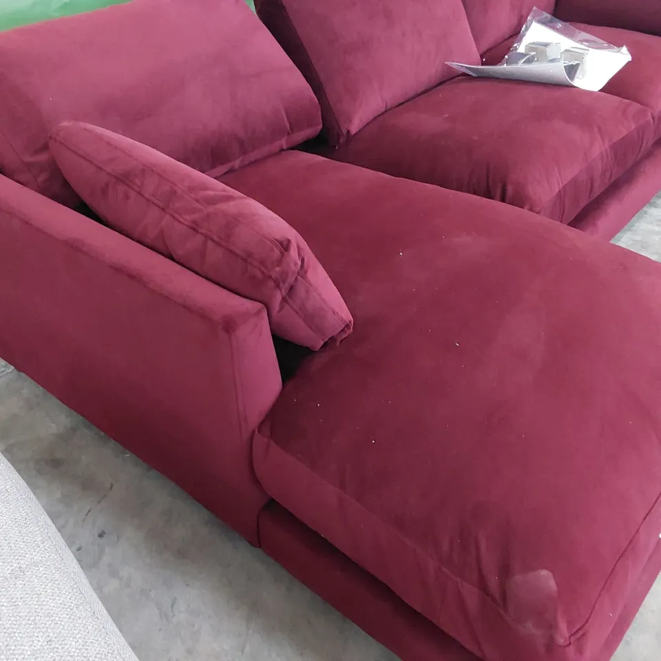QUALITY BRITISH DESIGNER LOUNGE Co. PALOMINA CHAISE SOFA PLUM PLUSH FABRIC 