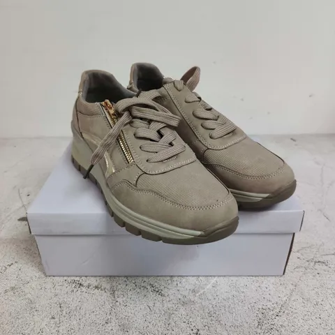 SHOES BY EMMA DAWLISH BEIGE TRAINERS – UK 7