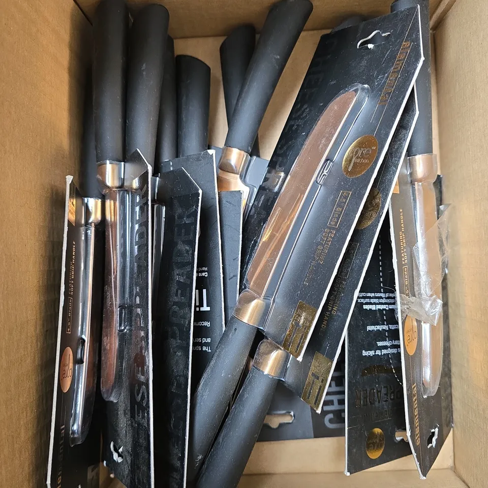 SET OF CORE KITCHEN ELEMENTAL 4.5" CHEESE SPREADER KNIVES 
