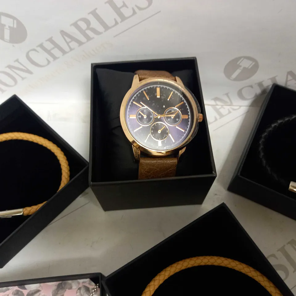 LOT OF APPROXIMATELY 11 ASSORTED PERSONALISED JEWELLERY ITEMS RRP £347